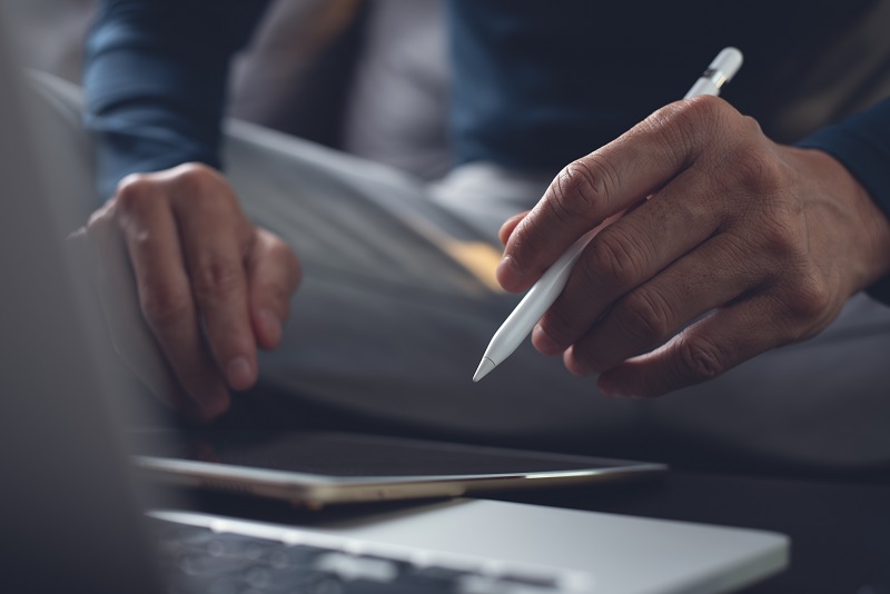 Podpis elektroniczny w praktyce: legalność, wygoda i oszczędność czasu